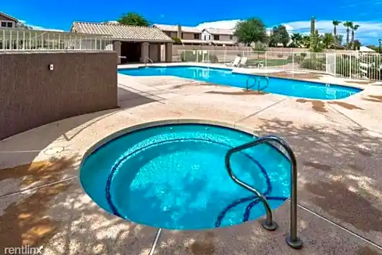 3939 E Cassia Way Photo 2