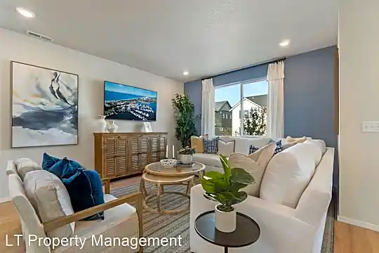 2689 N Osprey Ln Photo 2