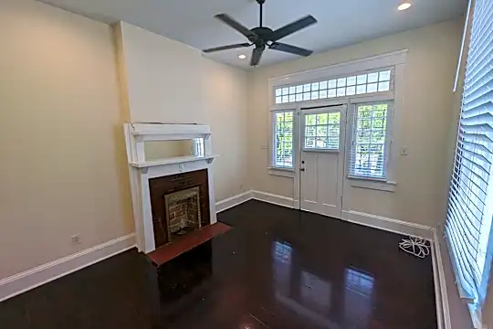 2319 Short St Photo 1