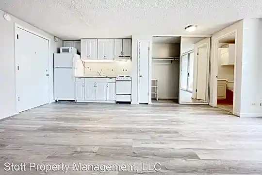824 Kinau St Photo 2