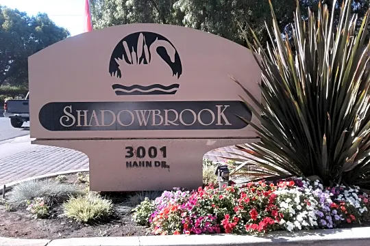 Shadowbrook Apartments Photo 2