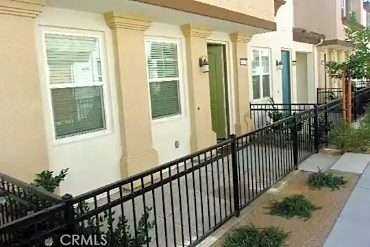 40359 Calle Real Photo 1