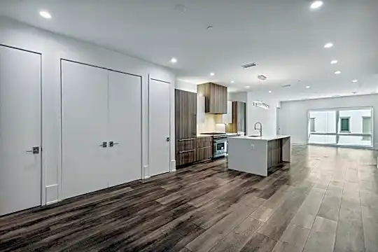 3525 Normandy Ave #24 Photo 2