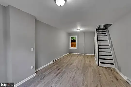 346 Shedaker St Photo 2