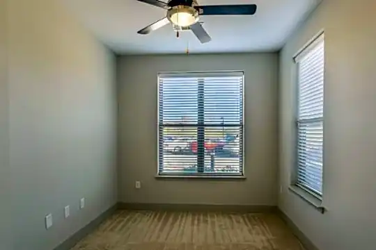 1399 Walton Way Photo 1