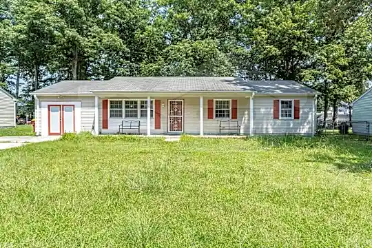 523 Petty St Photo 1