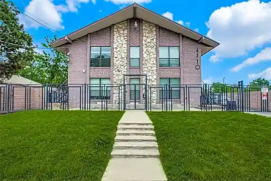 4710 Munger Ave #106 Photo 1