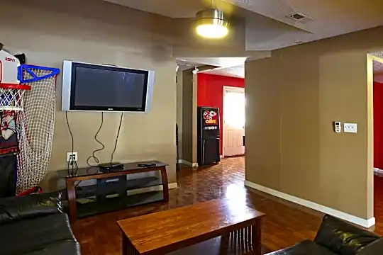 Perfect Fit Property Management Photo 2