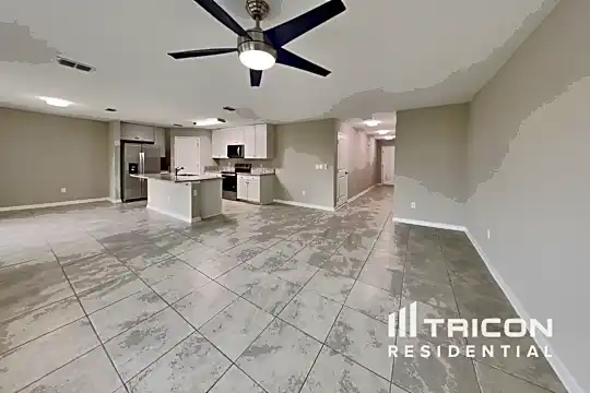 10231 Old Dixie Highway Photo 2