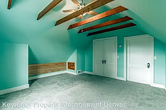 2141 Irving St Photo 1