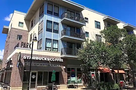 Kensington Park Condos Photo 1