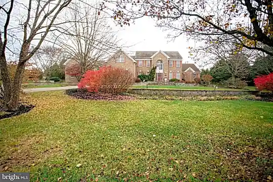 5 Hidden Hollow Dr Photo 1