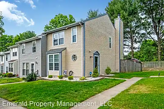 1334 Stockett Square Photo 1