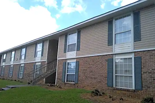 Wood Valley Apartments Photo 1