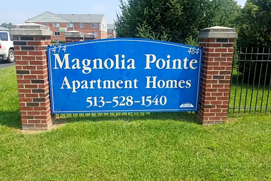 Magnolia Pointe Apartment Homes Photo 2