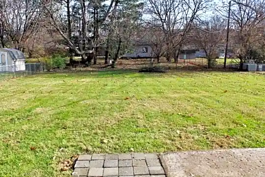 10353 Orchard Park Dr W Photo 2