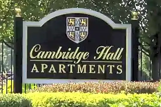 Cambridge Hall Apartments Photo 2