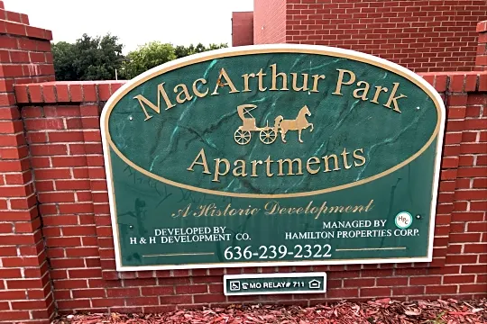MacArthur Park Senior Apartments Photo 2