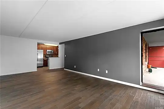 50 Columbus Ave #607 Photo 2