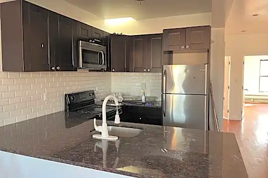 2150 Fulton St Photo 1