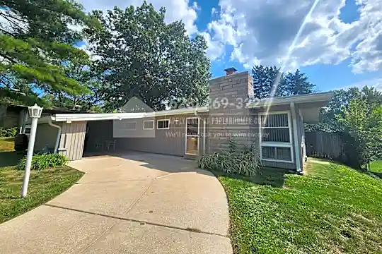 724 Hutchins Drive Photo 1