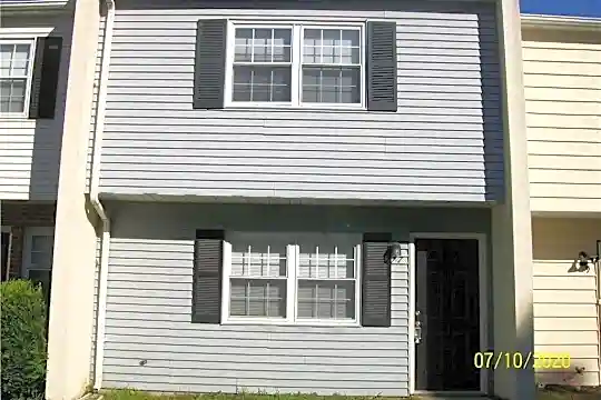 7 Sally Ann Pl Photo 1