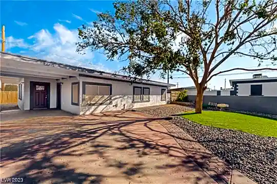 27 Nevada Way #A Photo 1