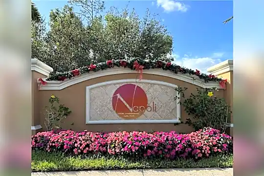 1810 Florida Club Cir #1212 Photo 1