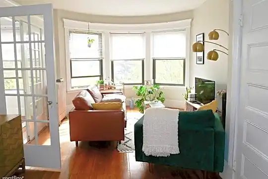 1378 Beacon St Photo 2