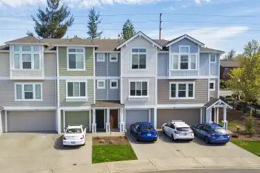 Stonebrook Townhomes Apartments - Fife, WA 98424