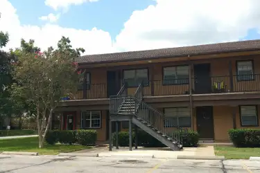 North Park Apartments - Brenham, TX 77833