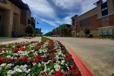 6653 McKinney Ranch Pkwy Condos - McKinney, TX 75070