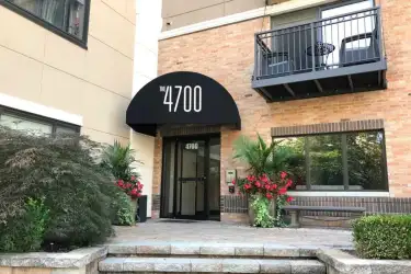 The 4700 Apartments Kansas City