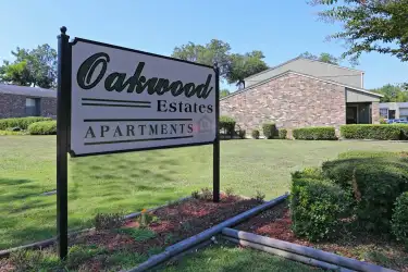 Oakwood Estates Apartments Greenville MS 38701   53cfc24d0ca1513de53c9cf802fad20d