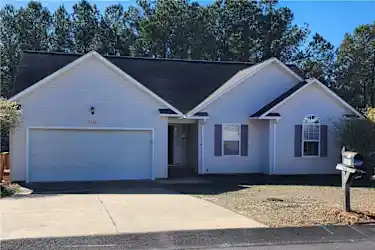 5026 Thackeray Dr Houses - Fayetteville, NC 28306