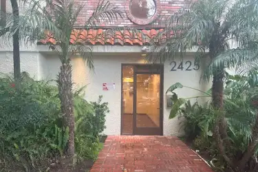 2425 Purdue Ave - 2425 Purdue Ave unit 207 | Los Angeles, CA Apartments ...