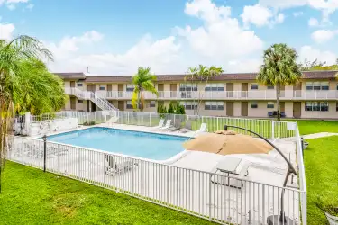 The Bicycle Club Apartments Boca Raton FL 33432   83e3338bf68f7987b1cd08f61d2b011c