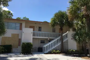 Pines Resort & Apartments - Indian Harbour Beach, FL 32937