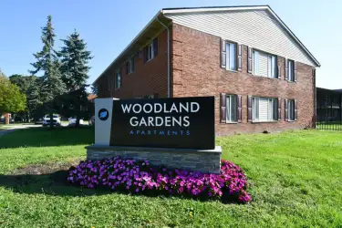 Woodland Gardens Apartments - Royal Oak, MI 48073