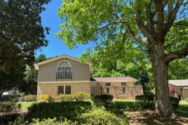 5262 Happy Hollow Rd Houses - Doraville, GA 30360