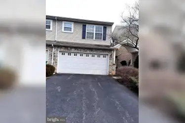 22 Carousel Cir | Hershey, PA Townhomes for Rent | Rent.