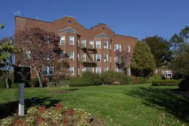 East Meadow, NY Rentals - Apartments and Houses for Rent