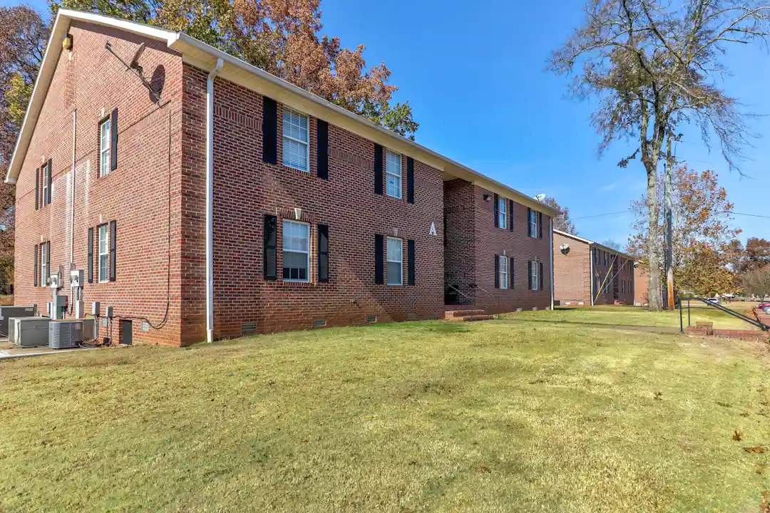 Admiral Place Apartments Shelbyville, TN 37160