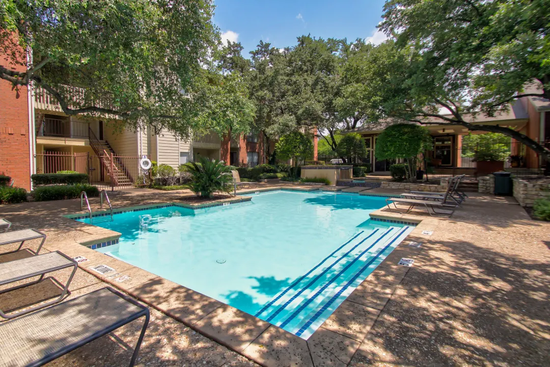 Woodchase Apartments - Austin, TX 78757