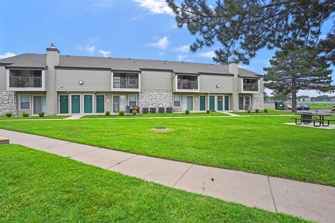 Park Meadows Apartments - Apartments in Wichita, KS