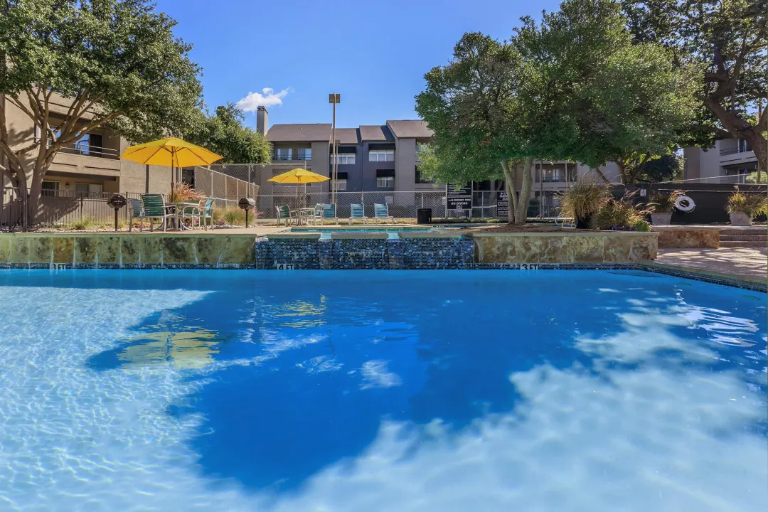 One Townecrest Apartments - Mesquite, TX 75150