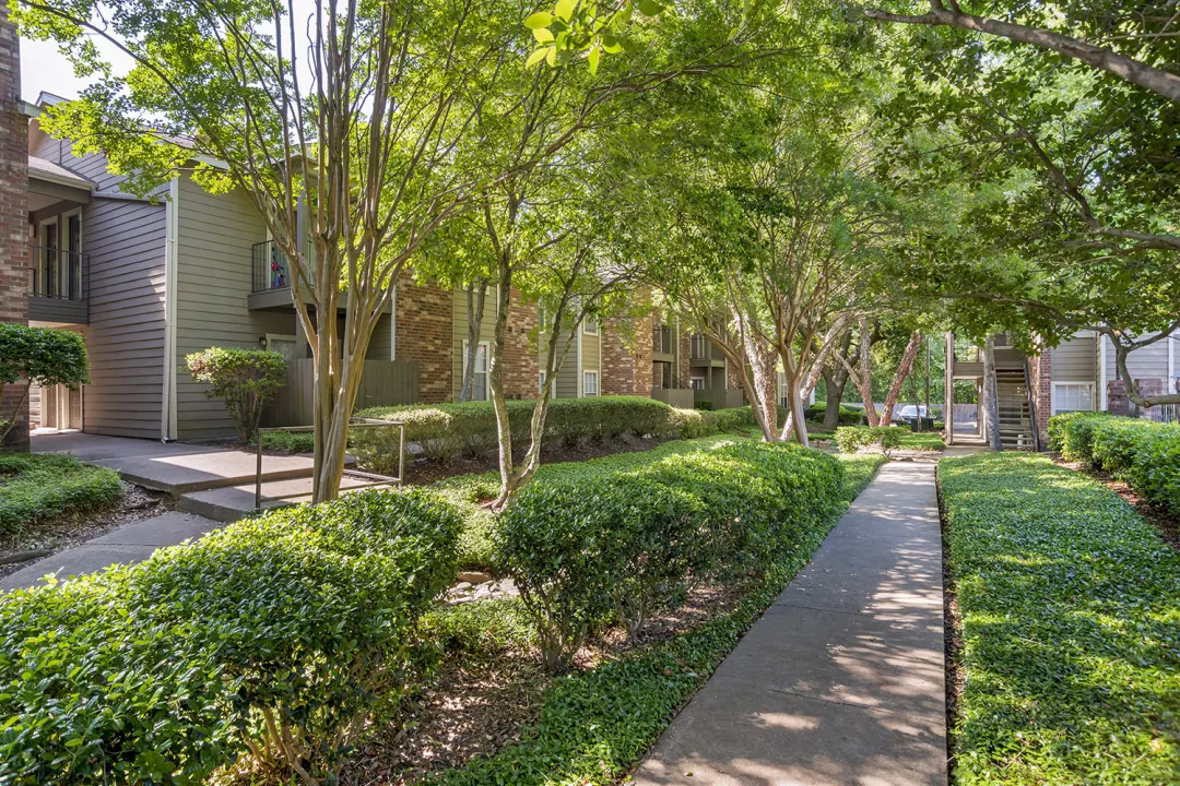 Pear Orchard - Apartments in Ridgeland, MS