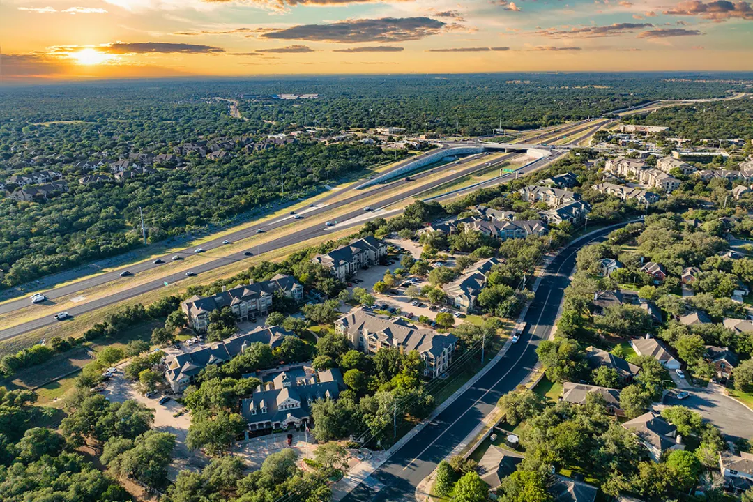 MAA Western Oaks 8801 La Cresada Dr Austin TX Apartments for