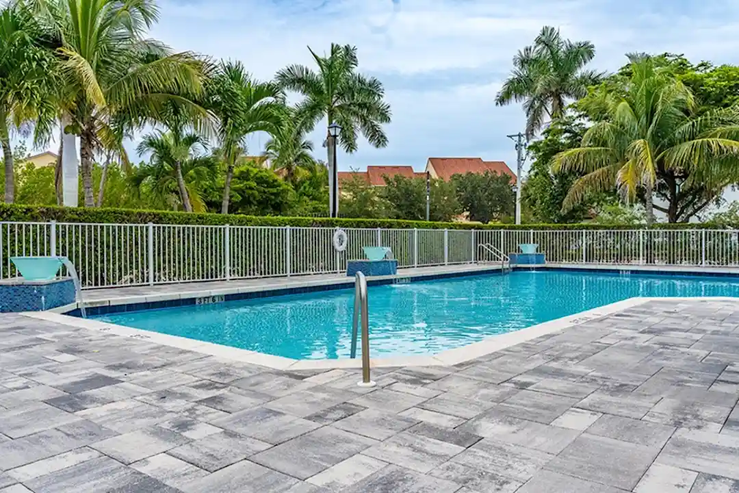 Amberton Apartments - Naples, FL 34119