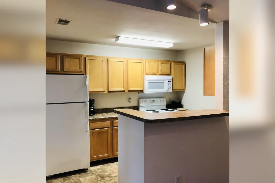 Greenwood, IN Apartments w/ a Gym, Pool & Gourmet Kitchens